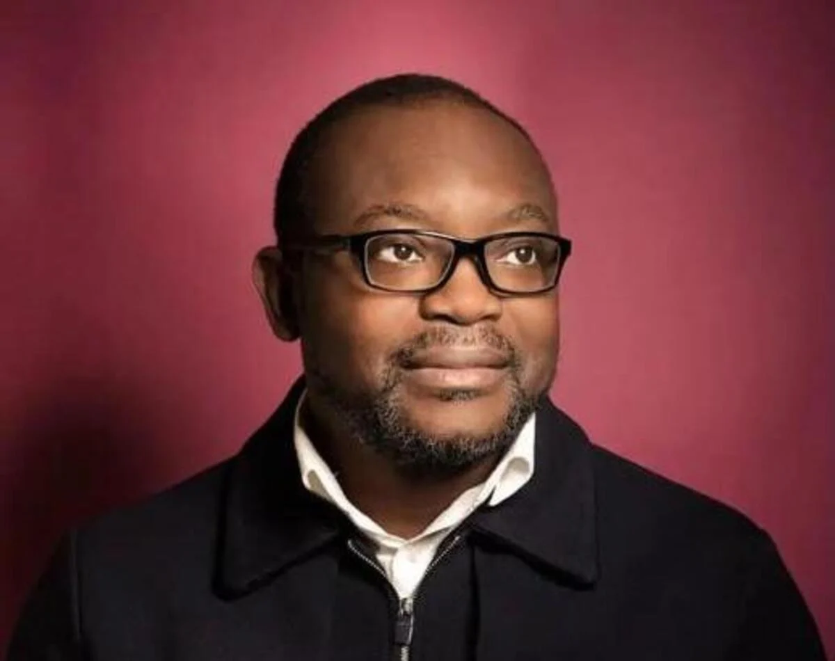 Jean‑Pierre Bekolo critique la création d’un vice‑président non élu : un recul démocratique