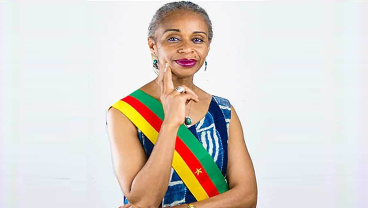 À un mois du scrutin présidentiel, Hermine Patricia Tomaïno Ndam Njoya, présidente de l’Union Démocratique du Cameroun (UDC), estime que le régime en place ne tient plus que par les moyens de l’État et le confort du pouvoir.